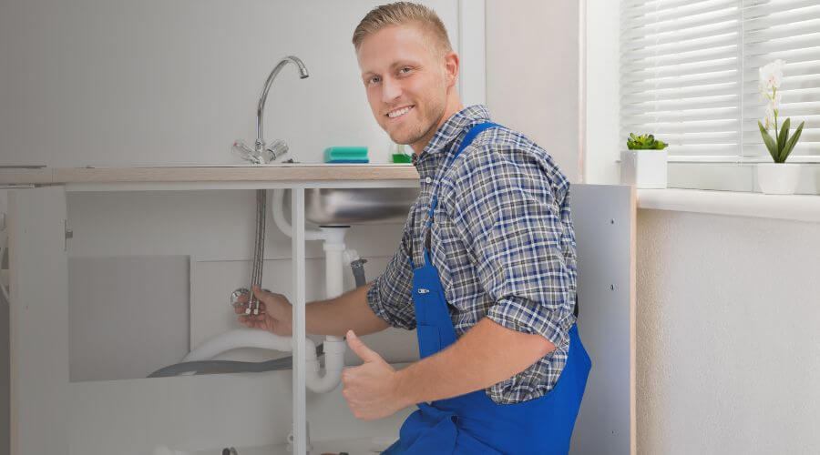 Professional sink repair in Monroe, IA
